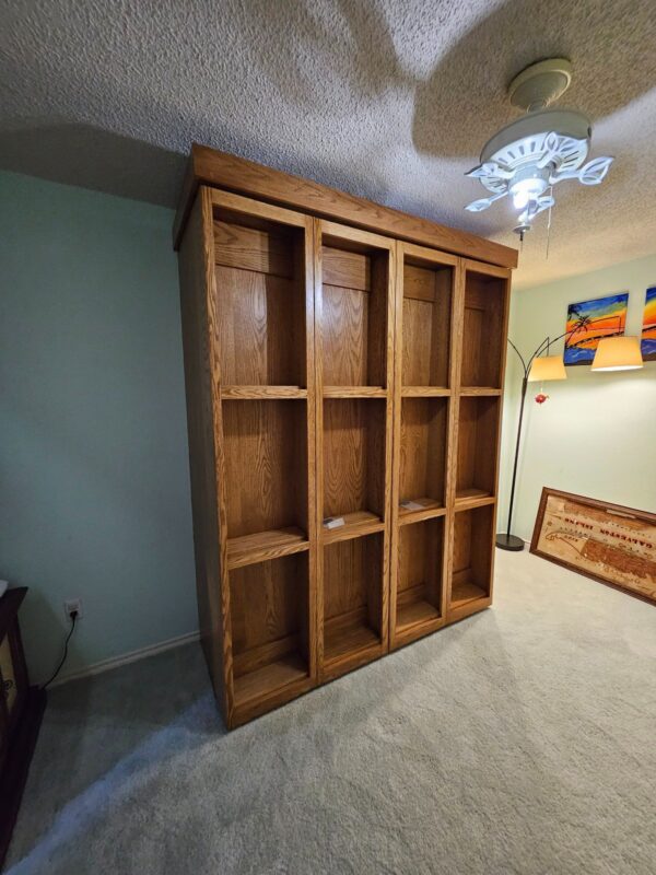 Library bed in oak